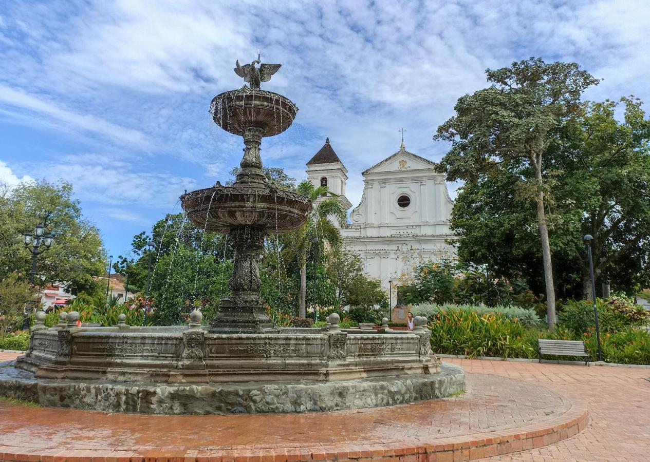 Hotel Casa De Verano - Solo Adultos - ซานตาเฟเดอันตีโอเกีย ภายนอก รูปภาพ